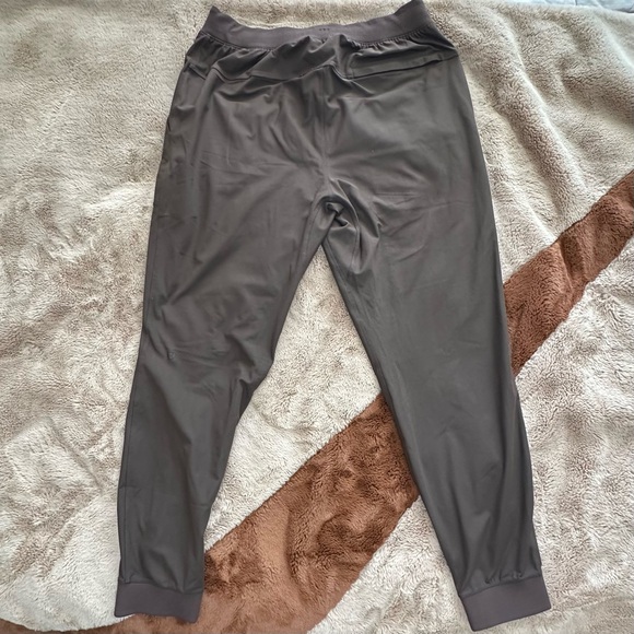 Lululemon ABC Jogger Size Large Dark Coffee - Picture 2 of 6